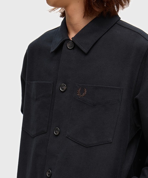 FRED PERRY(フレッドペリー)の「【先行予約受付中】Brushed Twill Overshirt/コットンツイルオーバーシャツ(シャツ/ブラウス・メンズ・ネイビー/グレー/ブラック・L/M/S)」の6枚目の写真