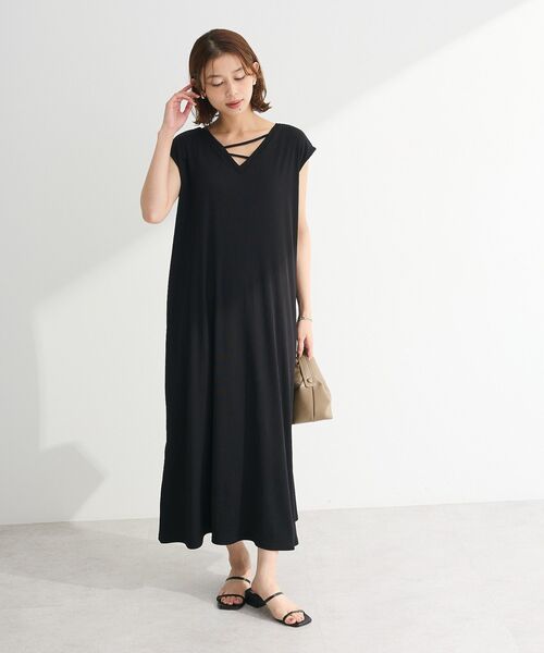 Green Parks(グリーンパークス)の「前後2WAYウエストタックワンピース(ワンピース・レディース・レッド/ブラック/チャコールグレー・FREE)」の4枚目の写真