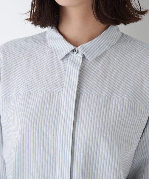 human woman（ヒューマンウーマン）の「◆パナマサッカーストライプシャツブラウス（シャツ/ブラウス・レディース・ダークインディゴブルー/クリアブラウン/ブルー系その他3・MEDIUM）」の8枚目の写真