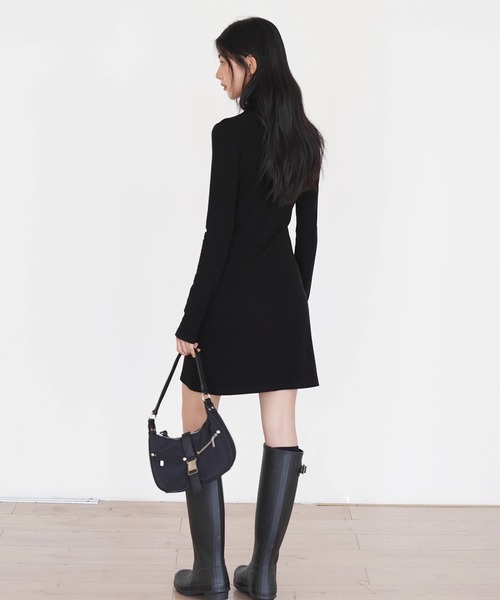 EIGHTHMONTH(エイスマンス)の「タートルミニワンピース EM25a022【EIGHTHMONTH】(ワンピース・レディース・ブラック/グレー・S/M)」の5枚目の写真