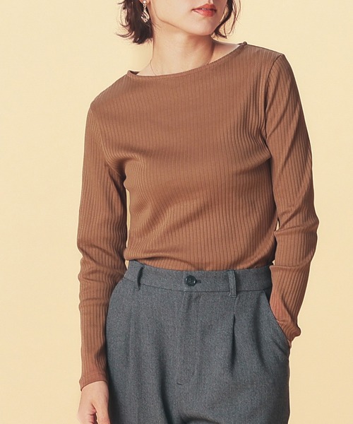 GLACIER lusso（グラシアルッソ）の「ボートネックトップス（Tシャツ/カットソー・レディース・ダークブルー/ブラック/アイボリー/ボルドー/キャメル・S/M/LL/L）」の4枚目の写真