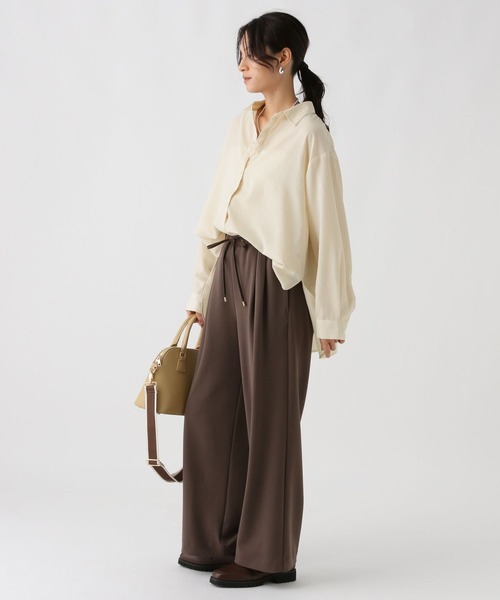 Elura（エルーラ）の「アイロンいらずドライシャツ/590111（シャツ/ブラウス・レディース・オフホワイト/ブラック/カーキ/ベージュ/レッド系その他・FREE）」の14枚目の写真