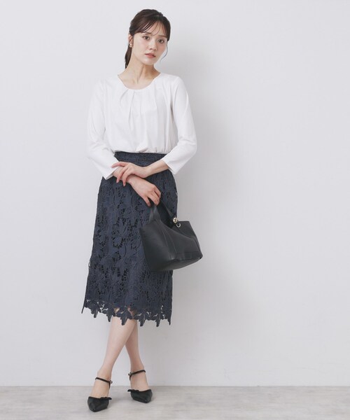 index(インデックス)の「《S-3Lサイズ》タックビジュートップス【洗濯機洗い可】(Tシャツ/カットソー・レディース・オフホワイト/ナチュラル/サックスブルー・36/38/40/42/44)」の5枚目の写真