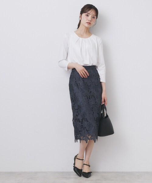 index(インデックス)の「《S-3Lサイズ》タックビジュートップス【洗濯機洗い可】(Tシャツ/カットソー・レディース・オフホワイト/ナチュラル/サックスブルー・36/38/40/42/44)」の6枚目の写真