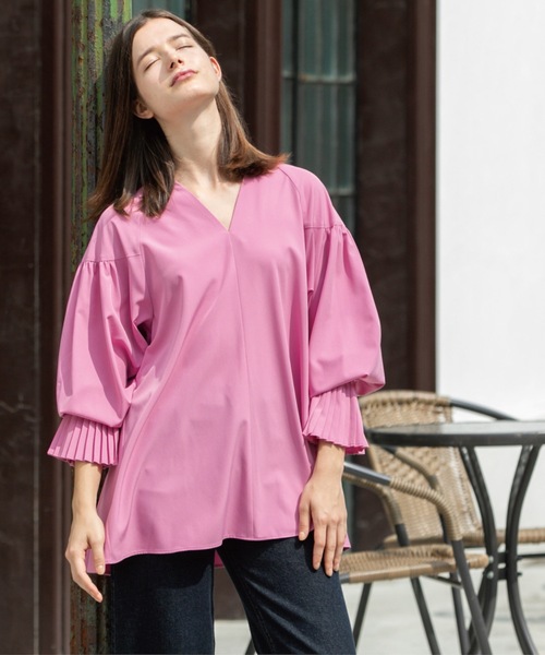 OPAQUE.CLIP（オペークドットクリップ）の「プリーツキャンディスリーブブラウス【洗濯機洗い可】（シャツ/ブラウス・レディース・ダークオリーブ/ブラック/ピンク系/ピンク/ホワイト・40/38）」の6枚目の写真