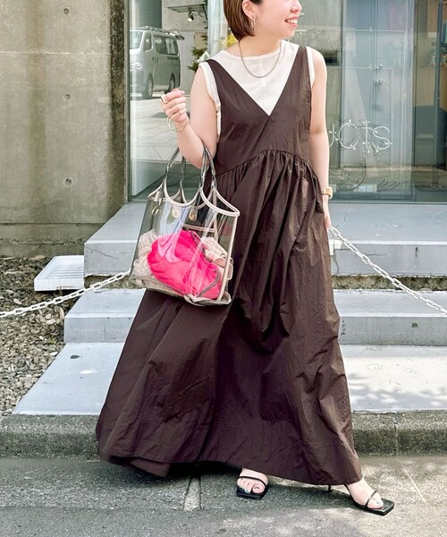 NOLLEY’S（ノーリーズ）の「【追加】【MAQWEL/マクウェル】ソフトタフタワンピース（ワンピース・レディース・ブラック/ブラウン・FREE）」の6枚目の写真