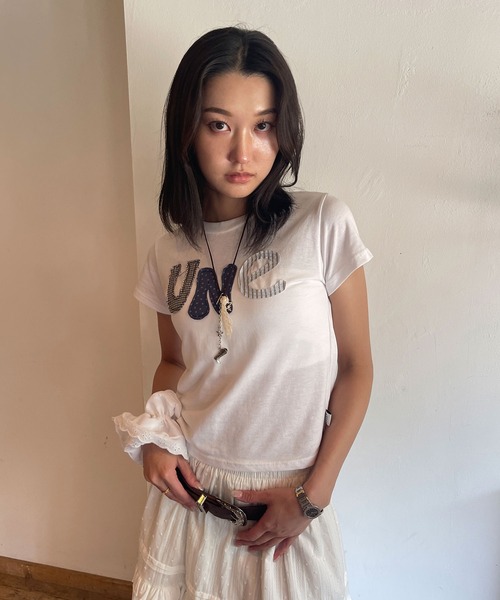 UNE MANSION（ユヌマンション）の「【UNE MADE】ユニークUNEワッペンTシャツ（Tシャツ/カットソー・レディース・ホワイト/ブラック・FREE）」の6枚目の写真