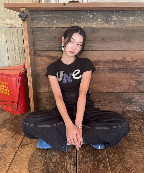 UNE MANSION（ユヌマンション）の「【UNE MADE】ユニークUNEワッペンTシャツ（Tシャツ/カットソー・レディース・ホワイト/ブラック・FREE）」の9枚目の写真