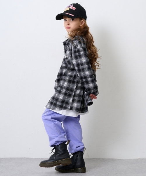 X-girl Stages（エックスガールステージス）の「シャドーチェックロゴ刺しゅうロング丈シャツ（シャツ/ブラウス・キッズ・ブラック/ピンク・110cm/140cm/120cm/130cm）」の17枚目の写真