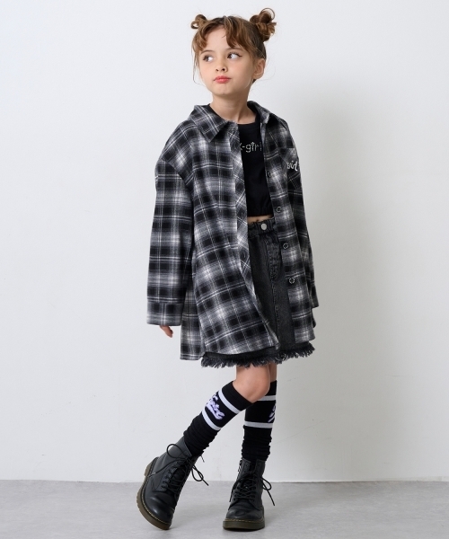 X-girl Stages（エックスガールステージス）の「シャドーチェックロゴ刺しゅうロング丈シャツ（シャツ/ブラウス・キッズ・ブラック/ピンク・110cm/140cm/120cm/130cm）」の3枚目の写真