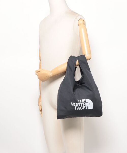 THE NORTH FACE（ザノースフェイス）の「リンド ショッパーバッグ ミニ トートバッグ LINDO SHOPPER BAG MINI White Label Korea Line（トートバッグ・メンズ・ワイン/キャメル/ネイビー・ONE）」の7枚目の写真