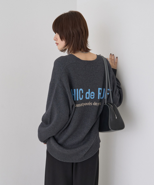 Rouge vif Anna(ルージュヴィフアンナ)の「ロゴニットカーディガン(カーディガン/ボレロ・レディース・ブラウン/チャコールグレー・フリー)」の11枚目の写真