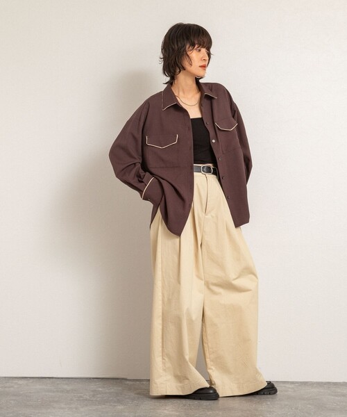 NOLLEY’S(ノーリーズ)の「【MAQWEL/マクウェル】パイピングシャツ(シャツ/ブラウス・レディース・アイボリー/ダークブラウン・FREE)」の6枚目の写真