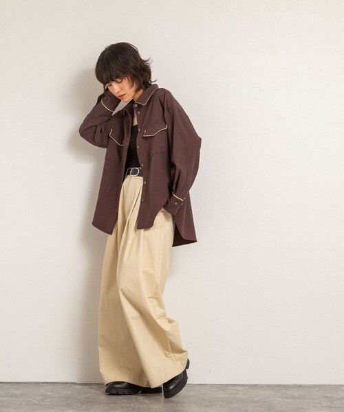 NOLLEY’S(ノーリーズ)の「【MAQWEL/マクウェル】パイピングシャツ(シャツ/ブラウス・レディース・アイボリー/ダークブラウン・FREE)」の7枚目の写真