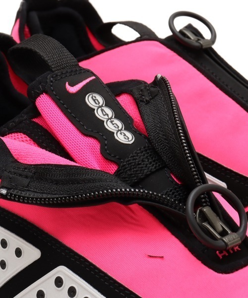 NIKE(ナイキ)の「NIKE W AIR MAX SNDR / ナイキ ウィメンズ エア マックス SNDR 【SP】(スニーカー・レディース・ピンク・22.0cm/23.0cm/23.5cm/24.0cm/24.5cm/25.0cm/25.5cm/26.0cm/26.5cm/27.0cm/27.5cm/28.0cm/28.5cm/29.0cm)」の5枚目の写真