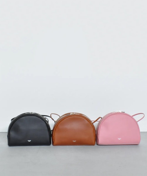 blancle(ブランクレ)の「blancle SMOOTH HALF CIRCL SH(ショルダーバッグ・レディース・タン/ピンク/ブラック・FREE)」の7枚目の写真