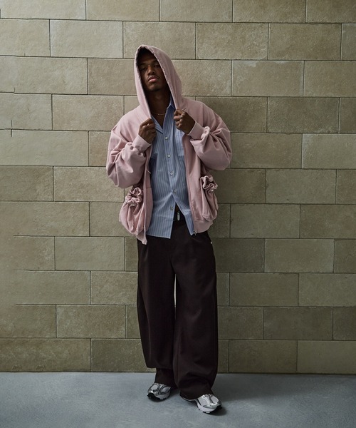 CONZ（コンズ）の「CURVE LEG TROUSERS GABA（スラックス・メンズ・ブラック/ベージュ/ネイビー/ダークグレー/ストライプ/ダークブラウン・1/2/3）」の11枚目の写真