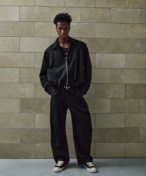 CONZ（コンズ）の「CURVE LEG TROUSERS GABA（スラックス・メンズ・ブラック/ベージュ/ネイビー/ダークグレー/ストライプ/ダークブラウン・1/2/3）」の7枚目の写真