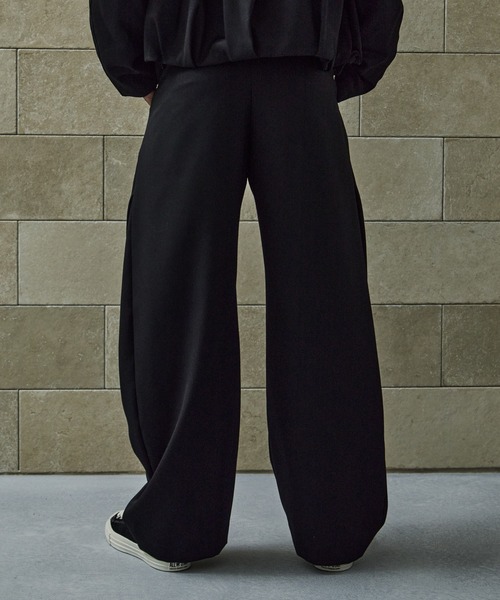 CONZ（コンズ）の「CURVE LEG TROUSERS GABA（スラックス・メンズ・ブラック/ベージュ/ネイビー/ダークグレー/ストライプ/ダークブラウン・1/2/3）」の9枚目の写真