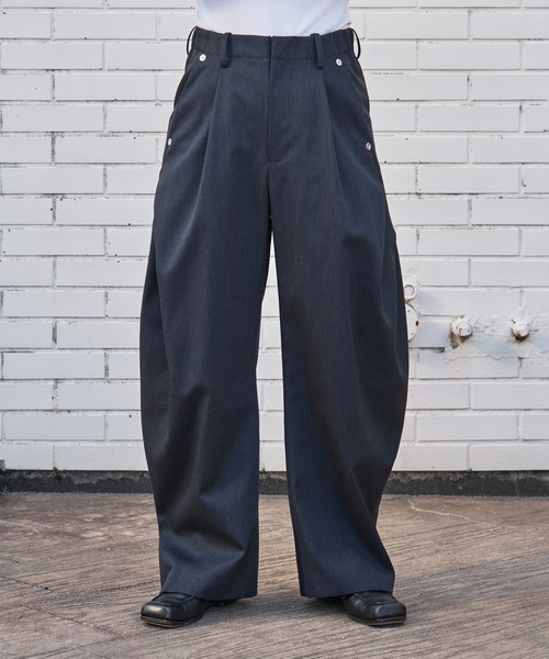 CURVE LEG TROUSERS GABA（スラックス）｜CONZ（コンズ）の