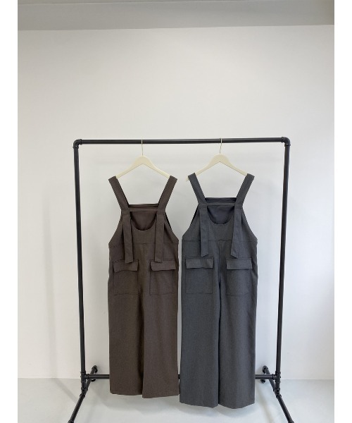 jumelle（ジュメロ）の「British salopette【低身長~高身長】（サロペット/オーバーオール・レディース・グレー/ブラウン・SMALL/MEDIUM）」の4枚目の写真