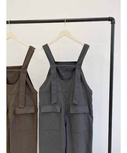 jumelle（ジュメロ）の「British salopette【低身長~高身長】（サロペット/オーバーオール・レディース・グレー/ブラウン・SMALL/MEDIUM）」の6枚目の写真