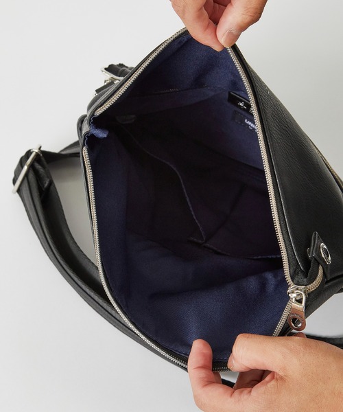 UNION STATION（ユニオンステーション）の「PRO-SPERITY別注 ２WAYショルダーバッグ（ショルダーバッグ・メンズ・ブラック/グレー・7）」の6枚目の写真