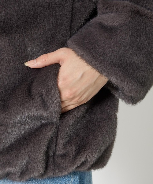 BARNYARDSTORM(バンヤードストーム)の「BARNYARDSTORM / ミンクライクコート(ブルゾン・レディース・ベージュ/チャコール・FREE)」の12枚目の写真