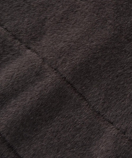 BARNYARDSTORM(バンヤードストーム)の「BARNYARDSTORM / ミンクライクコート(ブルゾン・レディース・ベージュ/チャコール・FREE)」の17枚目の写真