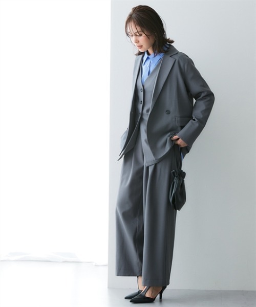 7days Life Styling（セブンデイズライフスタイリング）の「【UVカット/速乾】タテヨコストレッチ落ち感ドレープ素材ツータックワイドパンツ（スラックス・レディース・ブラック/グレー・LL/3L/M/L）」の17枚目の写真