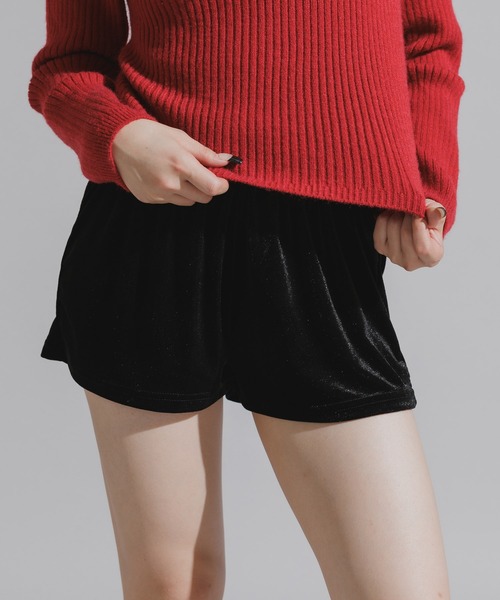Chick（チック）の「Rhinestone Velour Short Hot Pants / ラインストーン ベロアショートホットパンツ（その他パンツ・レディース・ブラック・FREE）」の2枚目の写真