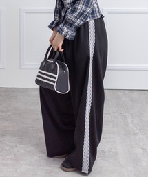 clear（クリア）の「【低身長用サイズ有】サイドレースライントラックパンツ[着回し力抜群 ガーリー カジュアル]≪AW新作≫（その他パンツ・レディース）」