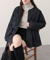 natural couture(ナチュラルクチュール)のキルティングペプラムジャケット(ノーカラージャケット)