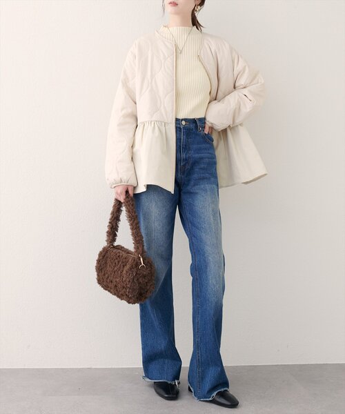 natural couture（ナチュラルクチュール）の「キルティングペプラムジャケット（ノーカラージャケット・レディース・チャコールグレー/ブラック/アイボリー・FREE）」の9枚目の写真