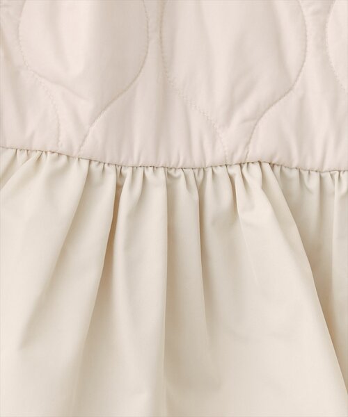 natural couture（ナチュラルクチュール）の「キルティングペプラムジャケット（ノーカラージャケット・レディース・チャコールグレー/ブラック/アイボリー・FREE）」の10枚目の写真