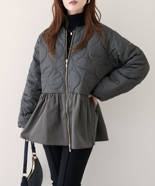 natural couture（ナチュラルクチュール）の「キルティングペプラムジャケット（ノーカラージャケット・レディース・チャコールグレー/ブラック/アイボリー・FREE）」の11枚目の写真