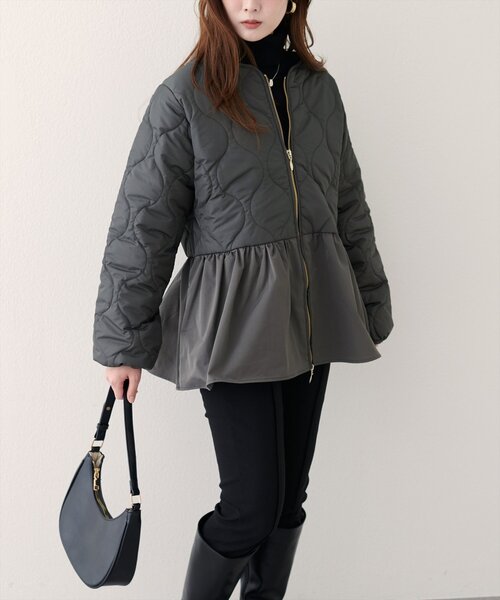 natural couture（ナチュラルクチュール）の「キルティングペプラムジャケット（ノーカラージャケット・レディース・チャコールグレー/ブラック/アイボリー・FREE）」の12枚目の写真