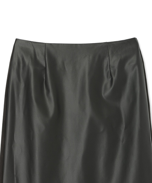 A/C DESIGN BY ALPHA CUBIC(エーシーデザインバイアルファキュービック)の「フェイクレザーロングスカート【撥水・ウエストゴム仕様】(スカート・レディース・ブラック・61/64/67)」の13枚目の写真