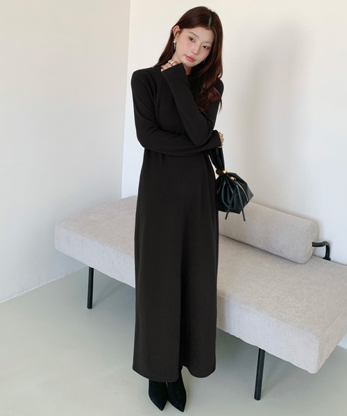 by LEGNA（バイレグナ）の「【選べる着丈】裏起毛 マキシワンピース（ワンピース・レディース・グレイッシュベージュ/ライトベージュ/ブラック/ブラウン/モカ/ダークグレー・L-Short/M-Short/L-Long/M-Long/L-Regular/M-Regular）」の19枚目の写真