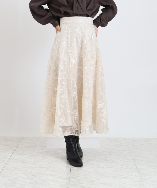 TRUDEA（トルディア）の「フラワー刺繍レースフレアスカート（スカート