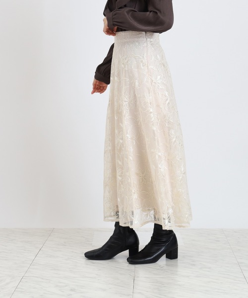 TRUDEA（トルディア）の「フラワー刺繍レースフレアスカート（スカート