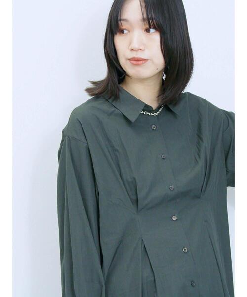 Samansa Mos2 blue(サマンサモスモスブルー)の「◎マットサテンタックシャツ(シャツ/ブラウス・レディース・チャコールグレー/ブラウン/ベージュ・F)」の7枚目の写真
