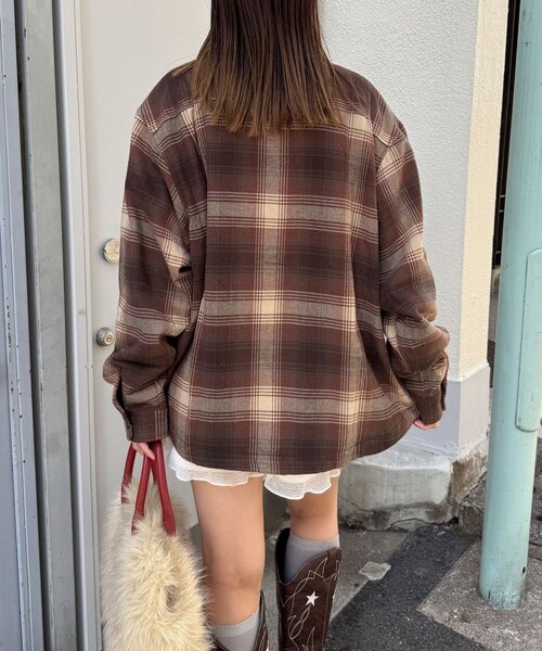CIAOPANIC(チャオパニック)の「アソートチェックシャツブルゾン(シャツ/ブラウス・レディース・グリーン/サックスブルー/ブラウン/ベージュ/ブラック/ネイビー・FREE)」の7枚目の写真
