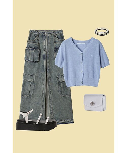 AVANDRESS(アバンドレス )の「Evelyn Long Denim Skirt BLUE(スカート・レディース・ブルー・MEDIUM/LARGE/SMALL/X-LARGE)」の15枚目の写真