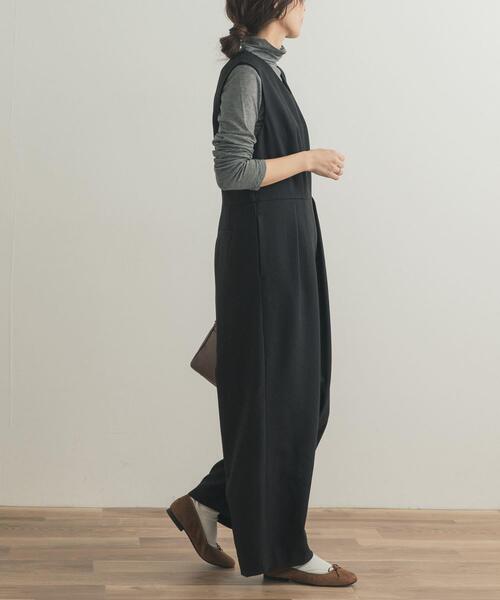 URBAN RESEARCH DOORS（アーバンリサーチドアーズ）の「Vネックオールインワン（ワンピース・レディース・ブラウン/ブラック・MEDIUM/SMALL）」の12枚目の写真