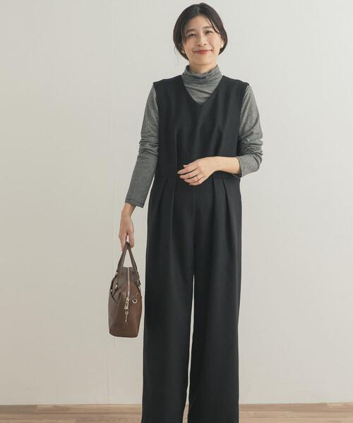 URBAN RESEARCH DOORS（アーバンリサーチドアーズ）の「Vネックオールインワン（ワンピース・レディース・ブラウン/ブラック・MEDIUM/SMALL）」の17枚目の写真