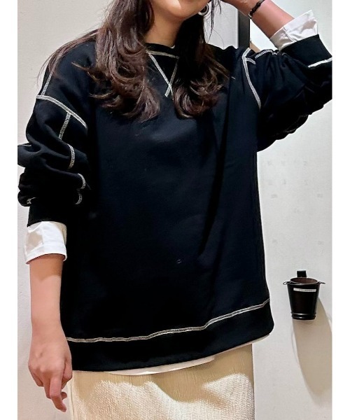 Right-on(ライトオン)の「HONEYSUCKLE ROSE(ハニーサックルローズ)【レディース】配色ステッチスウェットプルオーバー(スウェット・レディース・ブラック/サックスブルー/グレー・S/M/L)」の6枚目の写真
