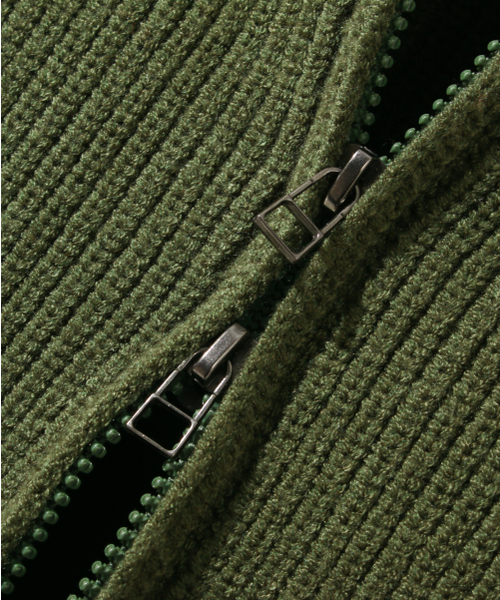 DIMITRI BLACK（ディミトリブラック）の「2WAYラグランツートンニットフードジップアップ_オリーブ&ベージュ（ニット/セーター・レディース・その他・X-LARGE/MEDIUM/LARGE）」の12枚目の写真