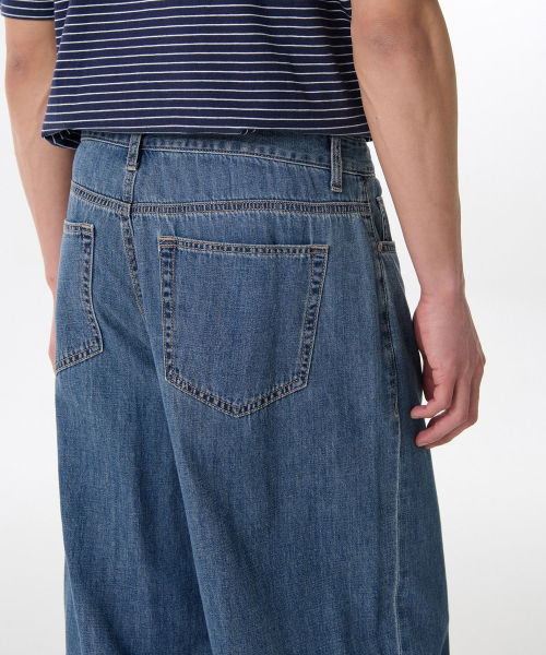 MUSINSA STANDARD（ムシンサスタンダード）の「ライトウェイトビッグワイドデニムパンツ [ミディアムインディゴ]（デニムパンツ・メンズ・その他・40/28/29/42/36/34/30/26/27/31/32/33）」の5枚目の写真
