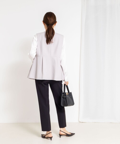 NOLLEY’S（ノーリーズ）の「《セットアップ対応》ウォッシャブルサージストレッチジレ（ベスト・レディース・グレイッシュベージュ/ネイビー・38）」の12枚目の写真